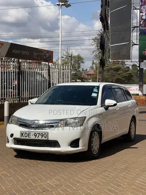 Toyota Corolla Fielder 2014 Hybrid