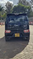 Suzuki Wagon 2017 Nyeusi - 2