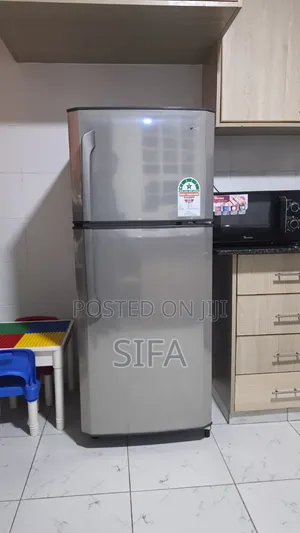 Von Fridge ya Lita 225