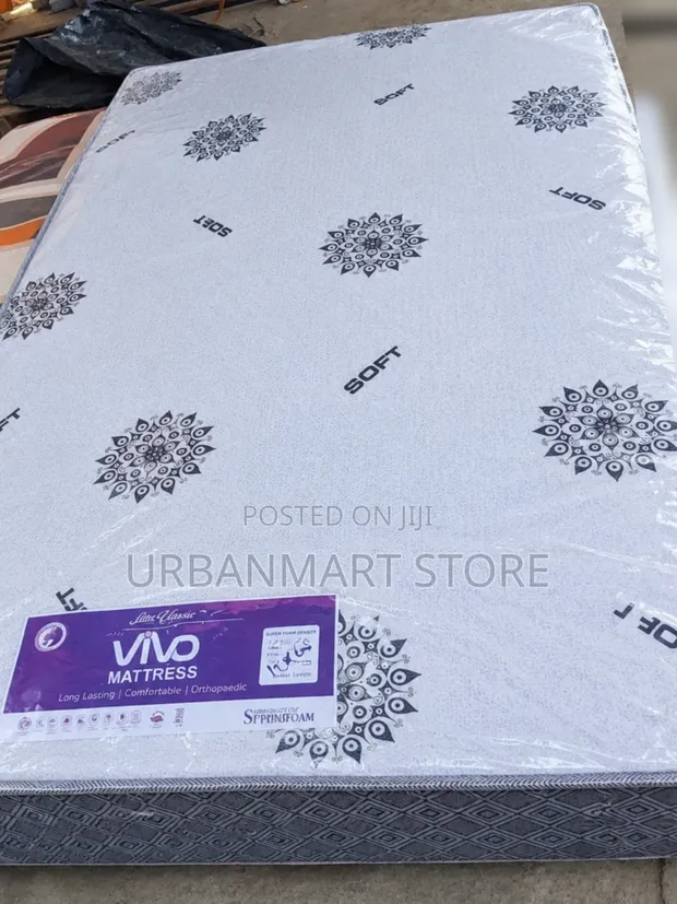 Soft 4x6 Memory Foam Mattress Topper yenye Kingo Zilizofiti - 1