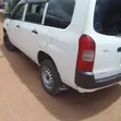 Toyota Probox 2013 Nyeupe - 2