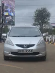 Honda Fit 2010 Rangi ya Burgundy - 1