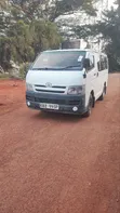 Toyota HiAce 2012 - 7 Seater Automatic - 1