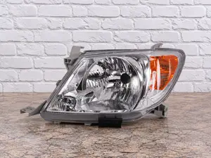 Casper Headlight kwa Toyota Hilux Vigo (2004-2008) - Rangi ya Chungwa