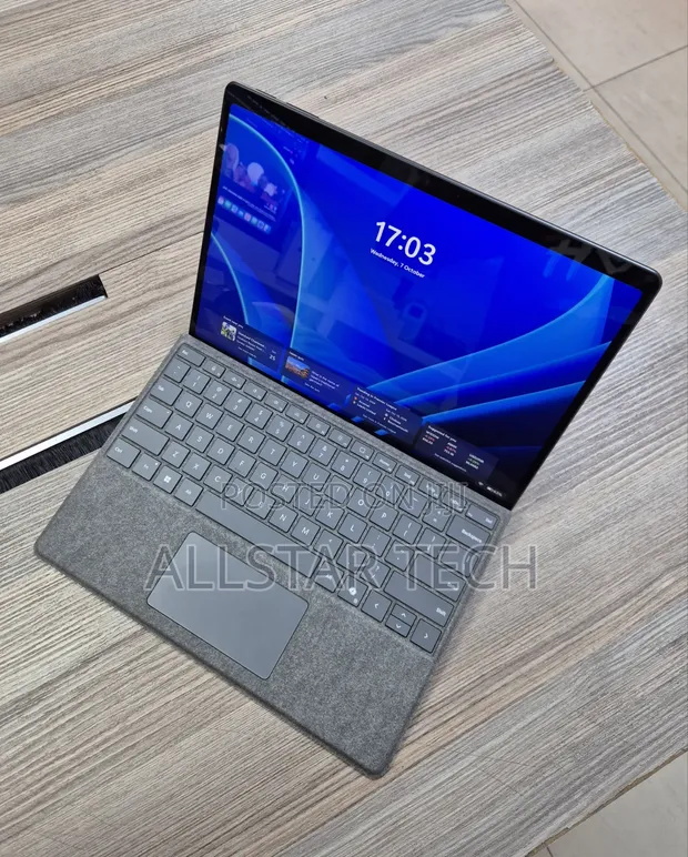 Microsoft Surface Pro 11th Edition Copilot+ PC 16GB RAM 1TB SSD - 1