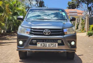Toyota Hilux 2018 Beige