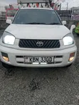Toyota RAV4 2004 Nyeupe - 5