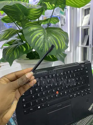 Lenovo ThinkPad X1 Yoga (Gen 7) i5 8GB RAM 256GB SSD