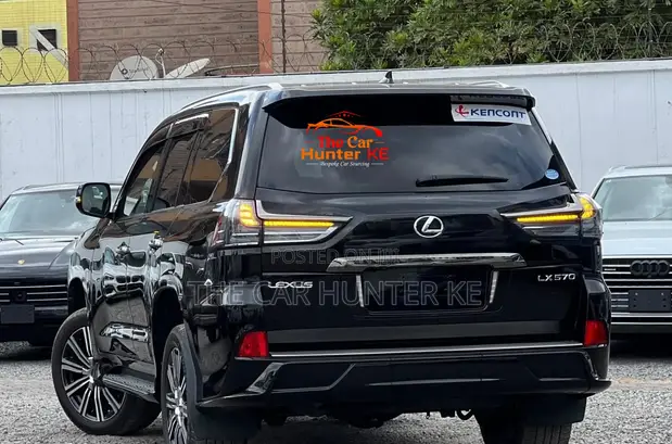 Lexus LX 2019 - 1