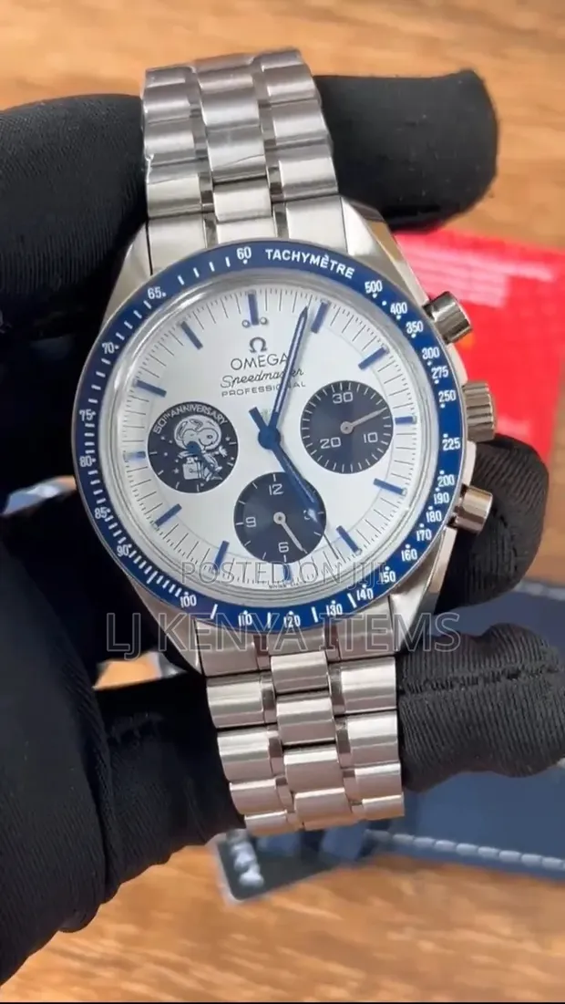 Omega Speedmaster Silver Snoopy Award Miaka 50 - 1
