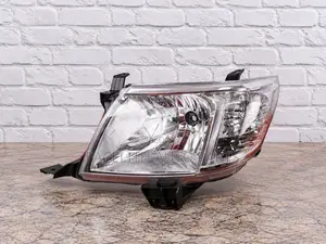Mwanga wa Kichwa kwa Toyota Hilux Vigo 2008-2011
