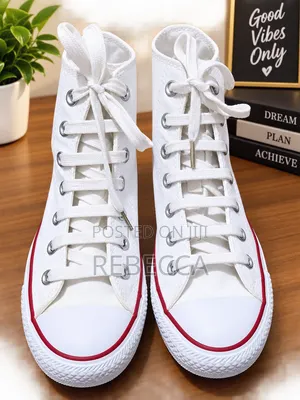 Viatu vya Converse vya Mitumba - Size 5.5
