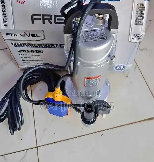 FreeVel Submersible Water Pump 0.5HP - 1