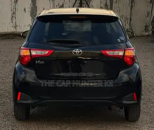 Toyota Vitz 1.0 FWD 5dr 2019 Nyeusi