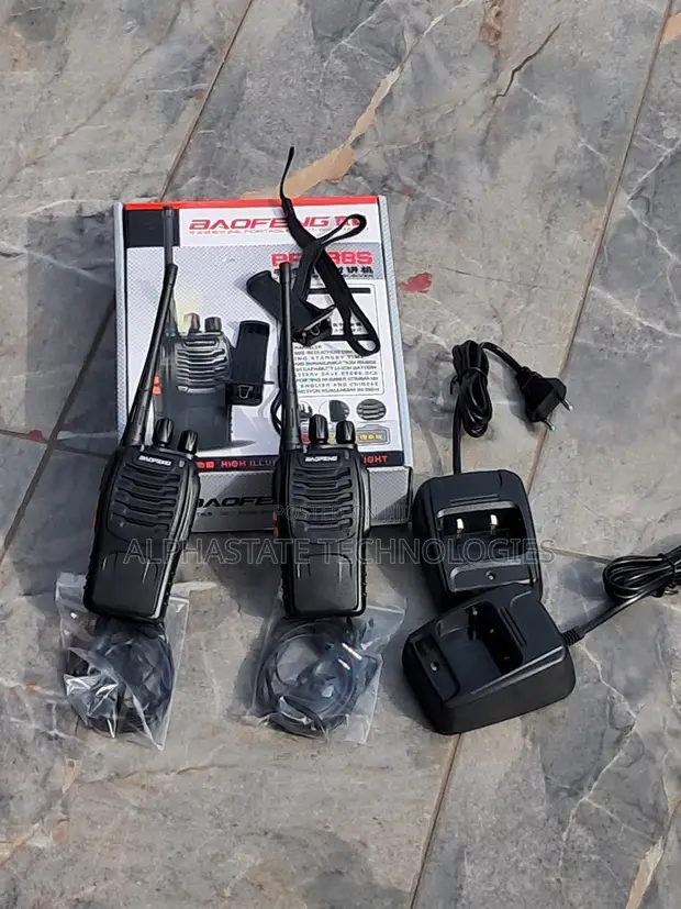 Baofeng BF-888S Portable Two-Way Radio (16 Channels) - 1