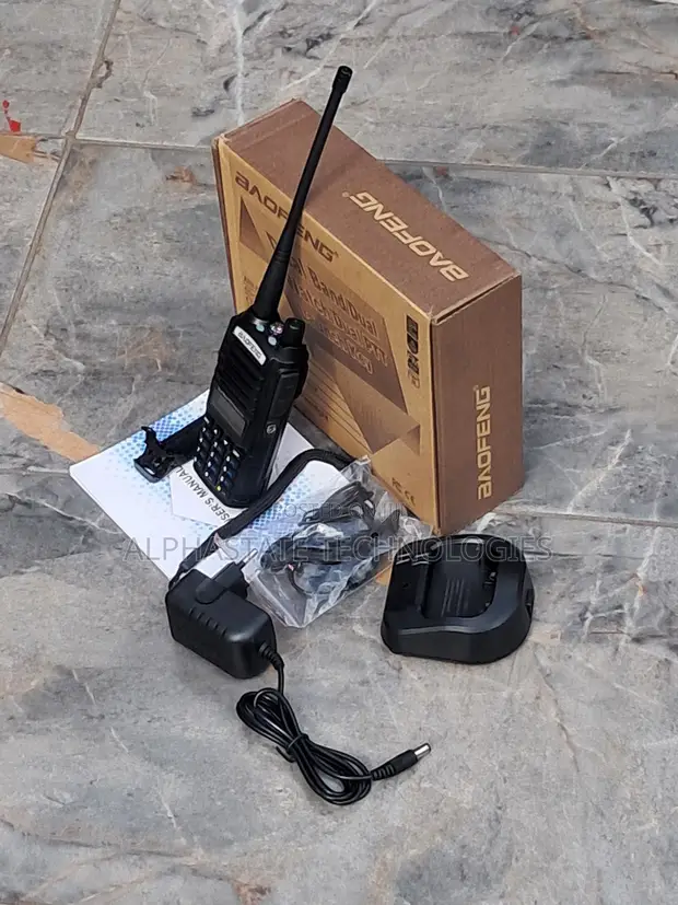 Baofeng UV-5R Redio ya Mawasiliano ya Njia Mbili yenye Masafa Marefu - 1