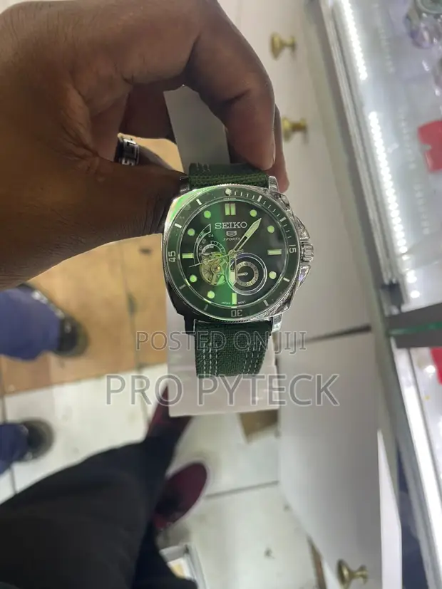 Seiko Mechanical Watch - Brand New - 1