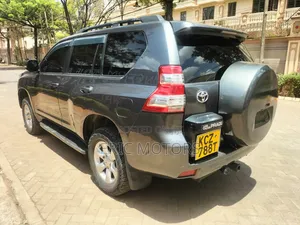 Toyota Land Cruiser Prado 2013 Kijivu