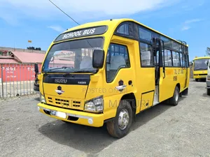 Isuzu NQR Bus 2016 - Njano