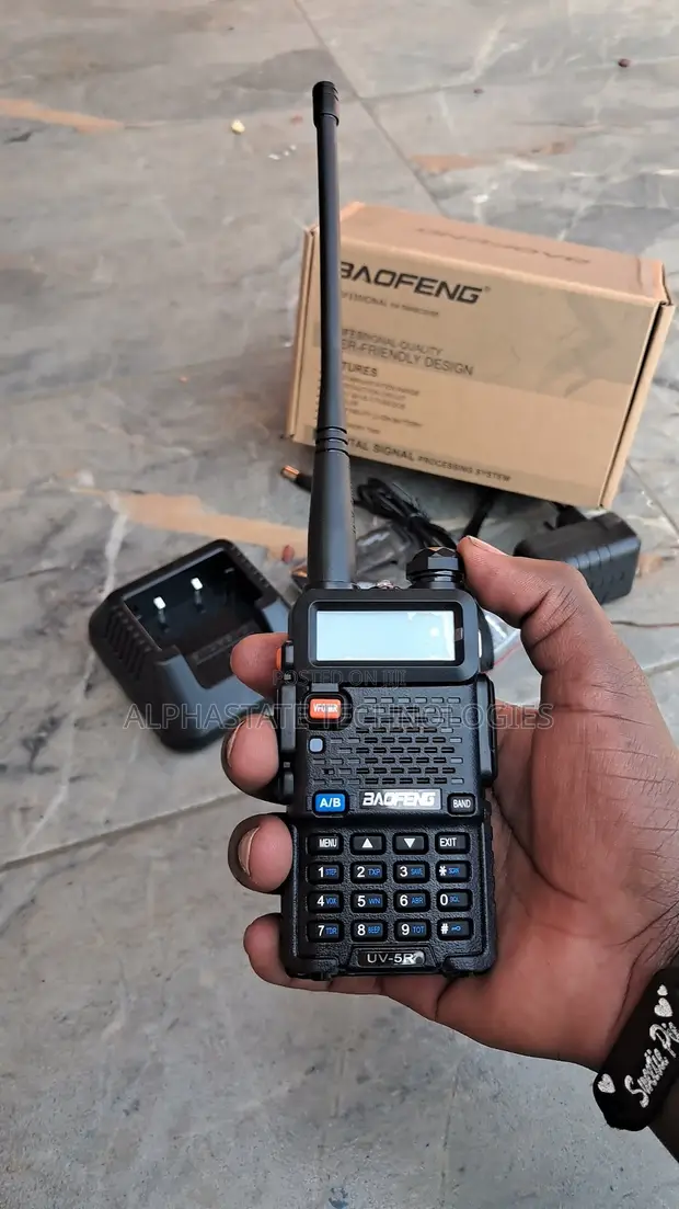 Baofeng UV-5R Rechargeable Long Range Walkie Talkie - 1