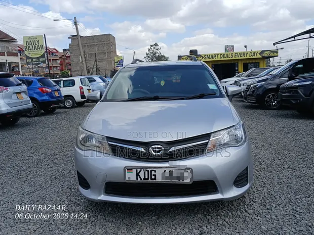 Toyota Corolla Fielder 2014 Kijivu - 1