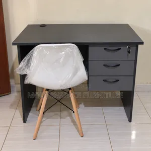Boss Office Products Dawati na Kiti cha Ofisi/Studhi