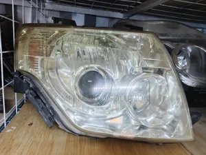 Mwanga wa Mitsubishi Pajero Shogun (Sio Xenon)