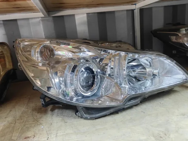 Subaru Outback BR9 Xenon Headlight - 1