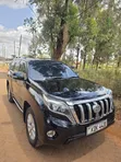 Toyota Land Cruiser Prado 2015 Nyeusi - 3