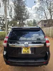 Toyota Land Cruiser Prado 2015 Nyeusi - 4