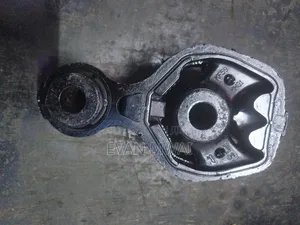 Mazda CX-5 Gearbox Mounting (Brand New)