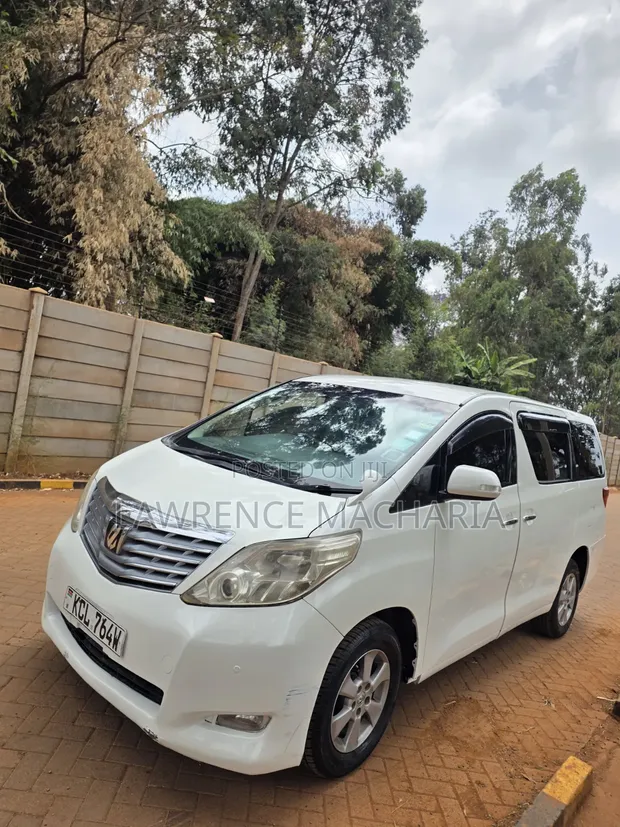 Toyota Alphard 2010 White - 1