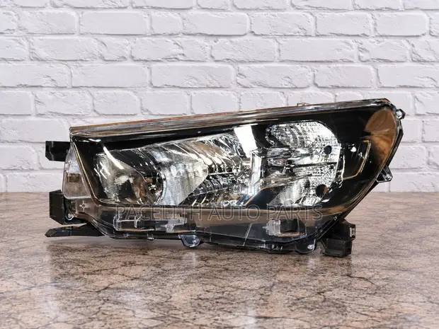 Headlight for Toyota Hilux Revo Rocco 2021 - 1