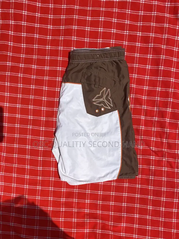 Stylish White Shorts - Men's L - 1