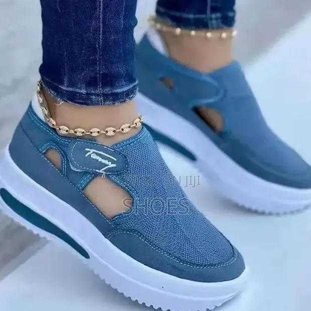 Trendy New Unisex Sneakers - 1