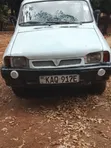 Dacia Logan 2004 Nyeupe - 1
