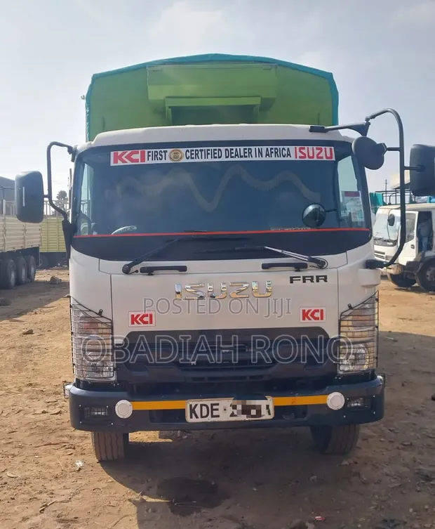 Isuzu FRR Rigid Truck - 1