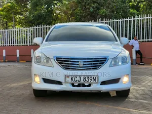 Toyota Crown Royal 2009