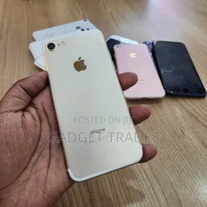 Apple iPhone 7 32GB Gold