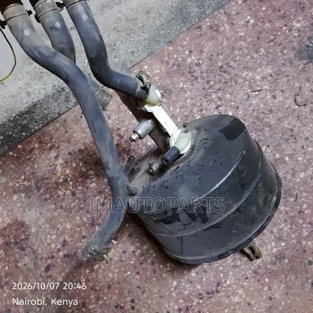 Brake Booster na Master Cylinder - Nissan Atlas - 1