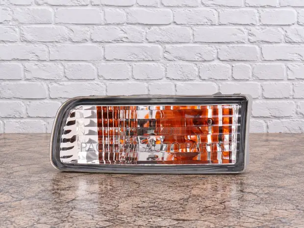 Depo Front Lamp for Toyota Hilux Surf KZN185 (1999-2002) - 1