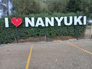 Ekari 24 za Ardhi Mtoni Nanyuki Karibu na Mayan Resort