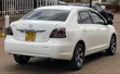 Toyota Belta 2010 Nyeupe - 4