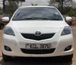 Toyota Belta 2010 Nyeupe - 5