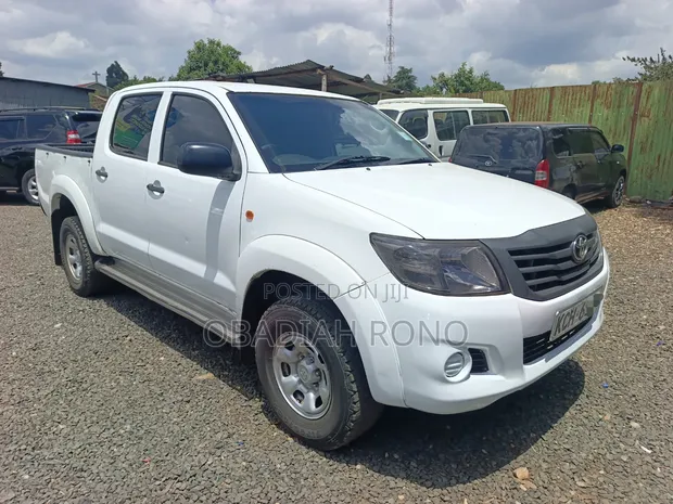 Toyota Hilux Double Cab 2016 - 1