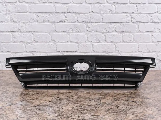Front Grille for Toyota Hilux Surf (2003-2006) - 1