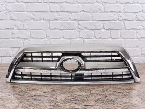 Chrome Front Grille for Toyota Surf RZN215/KDN215 (2006-2009)