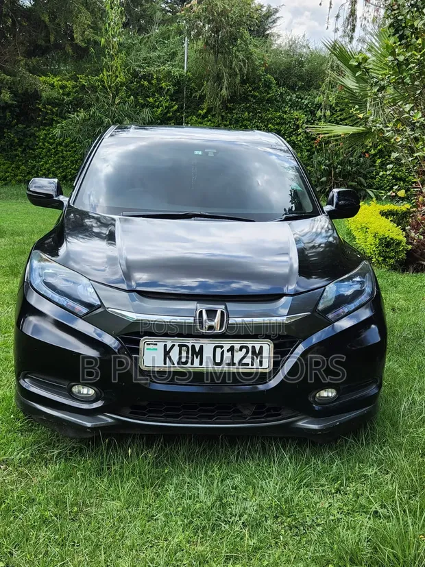 Honda Vezel 1.5 Hybrid 2WD 2016 Nyeusi - 1