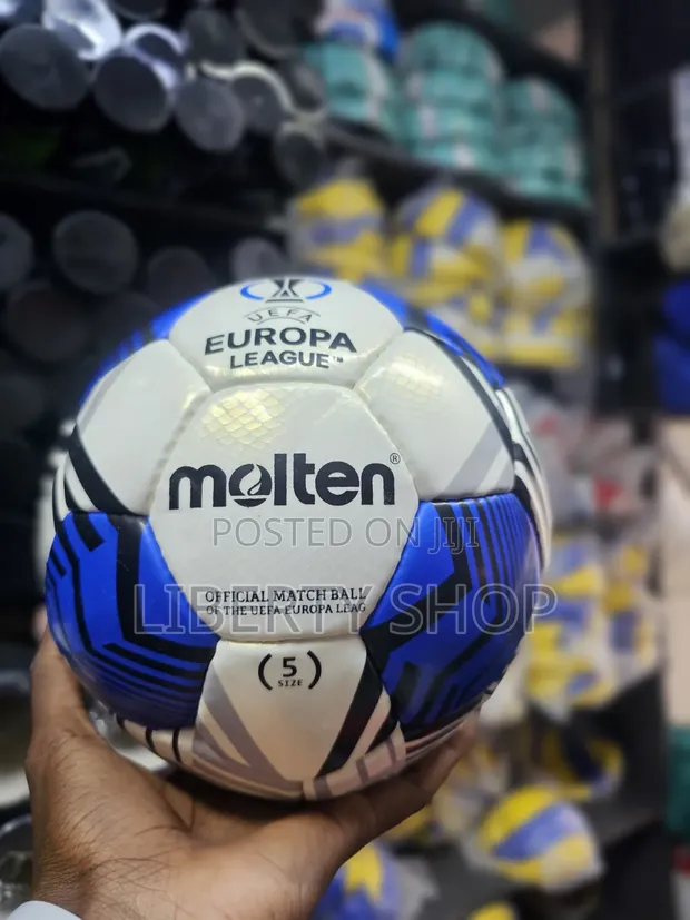 Molten Size 5 Soccer Football - Standard Training & Match - 1