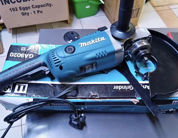 Makita 9" Angle Grinder - Heavy Duty - 1